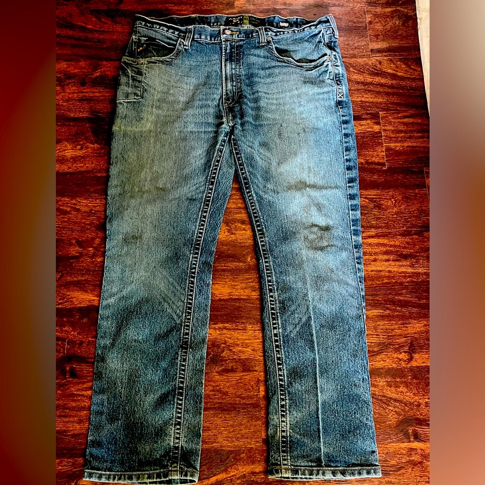 Ariat rebar 49x32